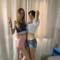 Webcam Model MilaLaura Videos