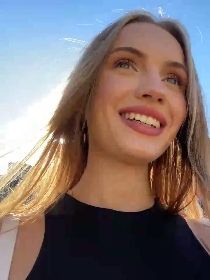Webcam Model Molly_Murrr Videos