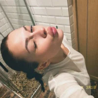 Webcam Model JoliPlatinums Videos