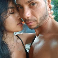 Webcam Model Curiosos369_ Videos