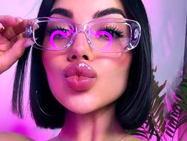 Webcam Model AddictedSabi Videos