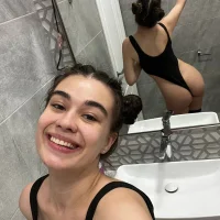 Webcam Model MerylHartshorny Videos