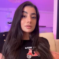Webcam Model ZoeZayd Videos