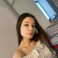 Webcam Model OdetteAven Videos