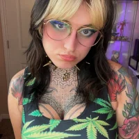 Webcam Model leiamegan Videos