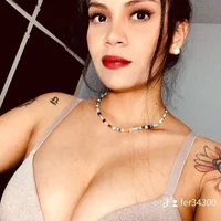 Webcam Model CarolSkinny Videos