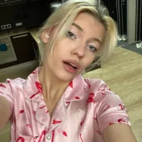 Webcam Model beverly_victoria Videos