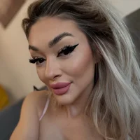 Webcam Model barbaramonn Videos