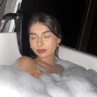 Webcam Model Coralinee_01 Videos