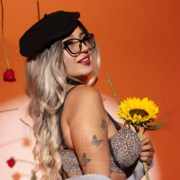 Webcam Model valerynova Videos