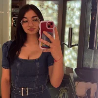 Webcam Model 2Bussybee3 Videos