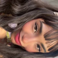 Webcam Model xenia_golden Videos