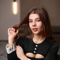 Webcam Model dolly_ll Videos