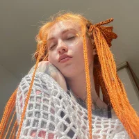 Webcam Model katiemorein Videos