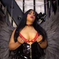 Webcam Model Madame_debora Videos