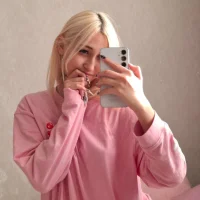 Webcam Model mardzhanzha Videos