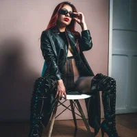 Webcam Model karinna_gray Videos
