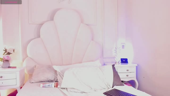 Webcam Model Lilawesst Videos