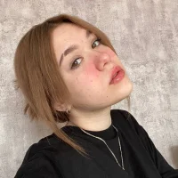 Webcam Model JuicyPeachChloe Videos