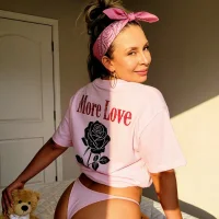 Webcam Model katalinahell2 Videos