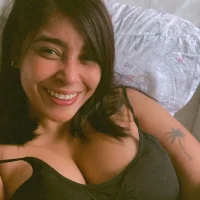 Webcam Model Yourlove_iissa Videos