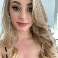 Webcam Model Charming_Lill Videos