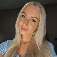 Webcam Model CutieEmy Videos
