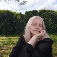Webcam Model AveIinaStromain Videos