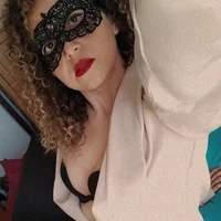 Webcam Model Trini Videos