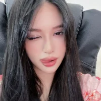 Webcam Model lin_liena Videos