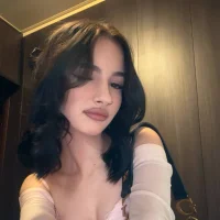 Webcam Model ChanelKnows Videos