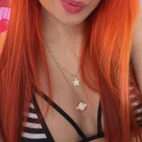 Webcam Model Sexy-Rousse Videos