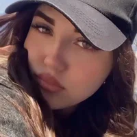 Webcam Model SharlotaKiss Videos