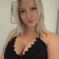 Webcam Model Milas_Dreams Videos