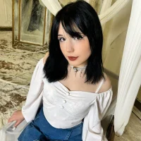 Webcam Model Yona_Bowman Videos