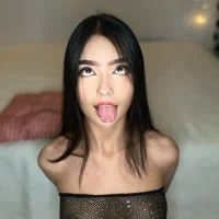 Webcam Model emily_oc Videos