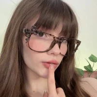 Webcam Model Zoe_Vee Videos