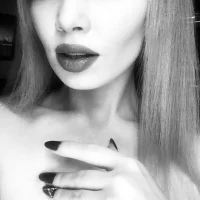 Webcam Model MarryWeiss Videos