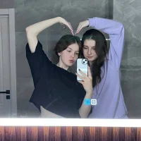 Webcam Model NancyCutees Videos