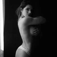Webcam Model MatildaHai Videos