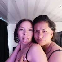 Webcam Model Lilyandmimu Videos