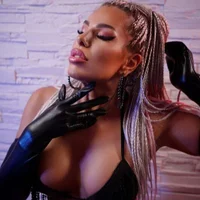 Webcam Model KrissySinsx Videos