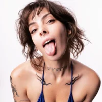 Webcam Model GennaJames Videos