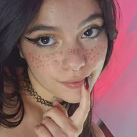 Webcam Model cutee_andrea Videos