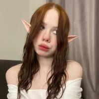 Webcam Model MonaCoppy Videos