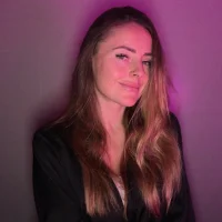 Webcam Model EmaSalis Videos