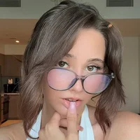 Webcam Model EditaBails Videos