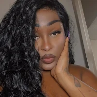 Webcam Model QueenSu Videos