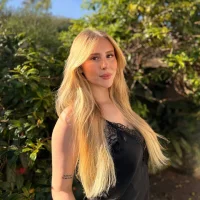 Webcam Model GarnetMonz Videos