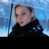 Webcam Model Ella_Charm Videos